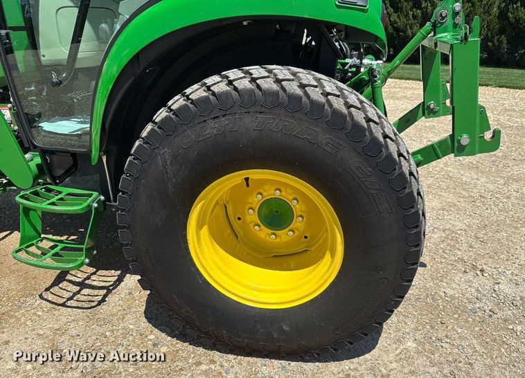 image for item DY0140 2018 John Deere 4044R MFWD tractor