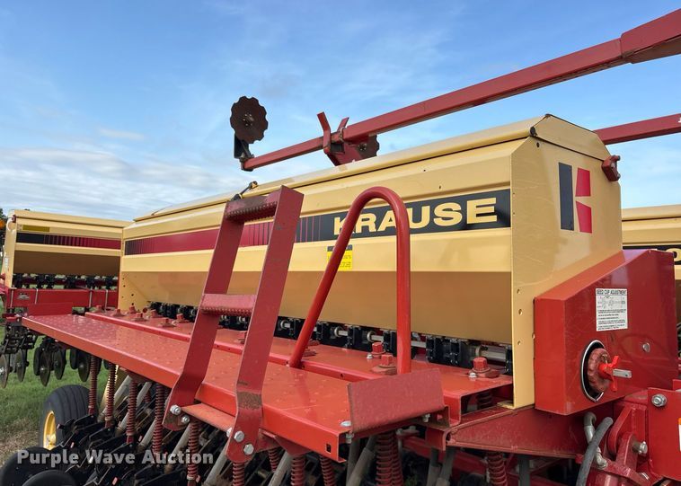 image for item DY0538 Krause 5400 grain drill