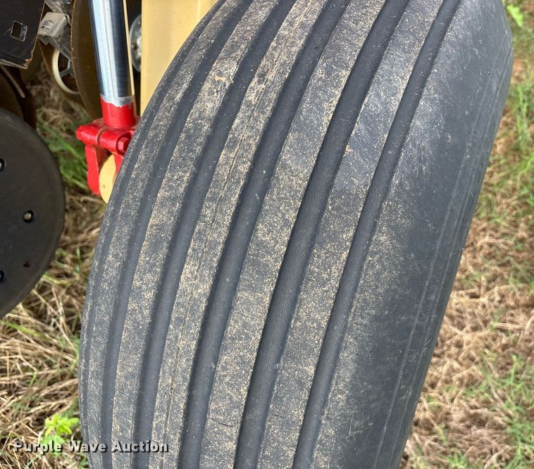 image for item DY0538 Krause 5400 grain drill