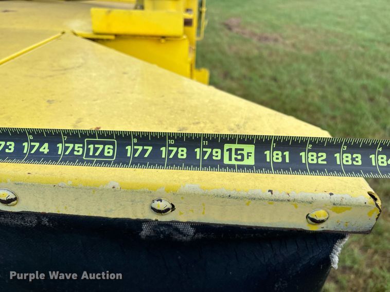 image for item DY0539 1999 New Holland HW340 swather / windrower