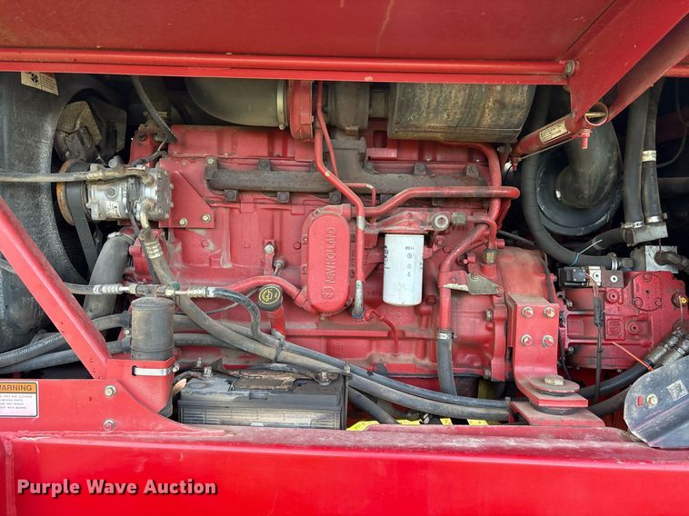 image for item DY0539 1999 New Holland HW340 swather / windrower