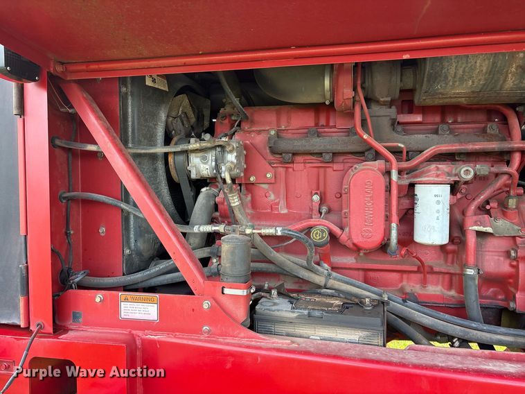 image for item DY0539 1999 New Holland HW340 swather / windrower