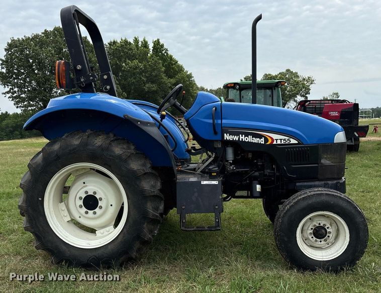 image for item DY0584 2004 New Holland TT55 tractor