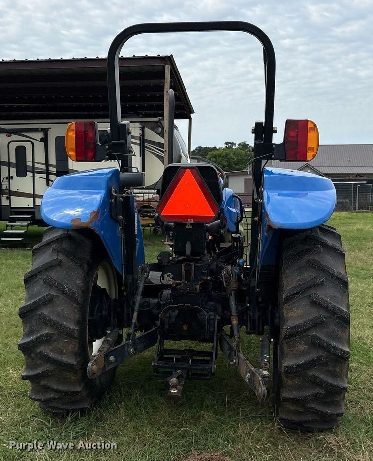 image for item DY0584 2004 New Holland TT55 tractor