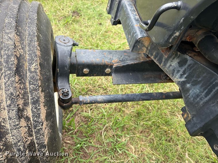 image for item DY0584 2004 New Holland TT55 tractor