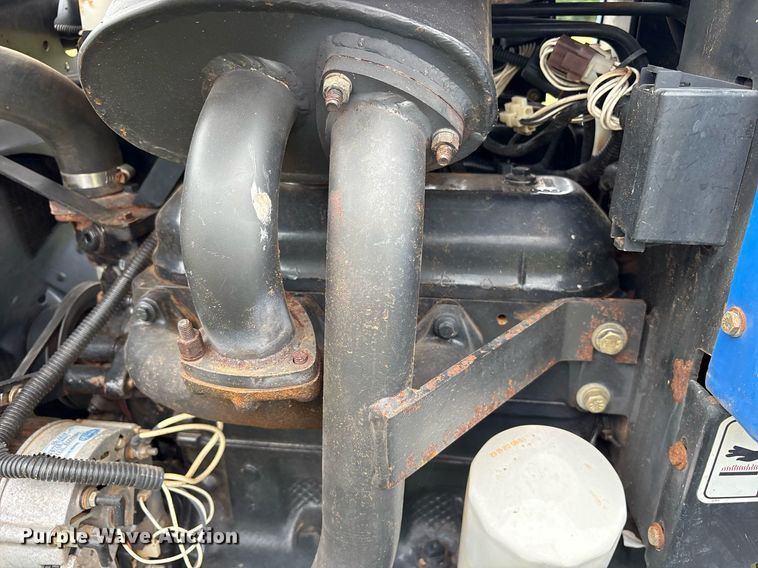 image for item DY0584 2004 New Holland TT55 tractor