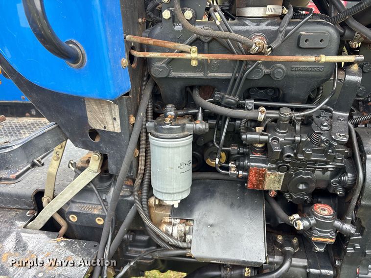 image for item DY0584 2004 New Holland TT55 tractor