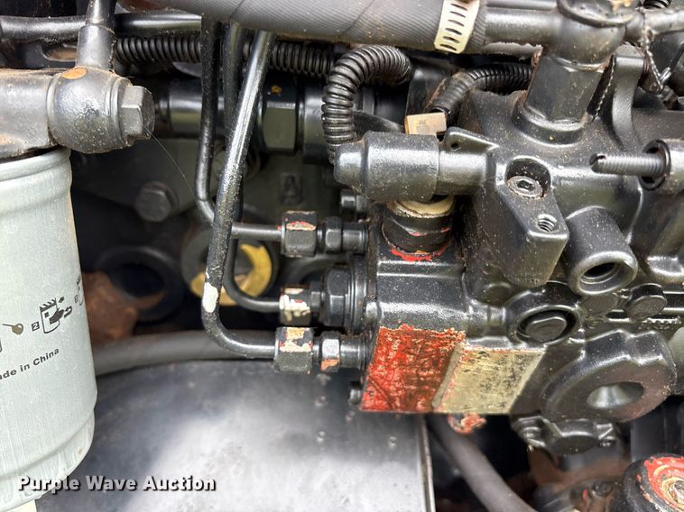 image for item DY0584 2004 New Holland TT55 tractor