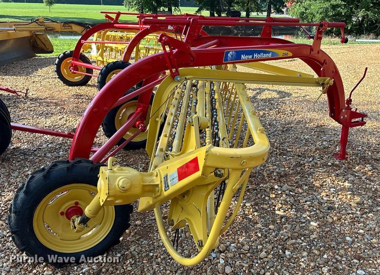 image for item DY0597 New Holland Rolabar 260 hay rake