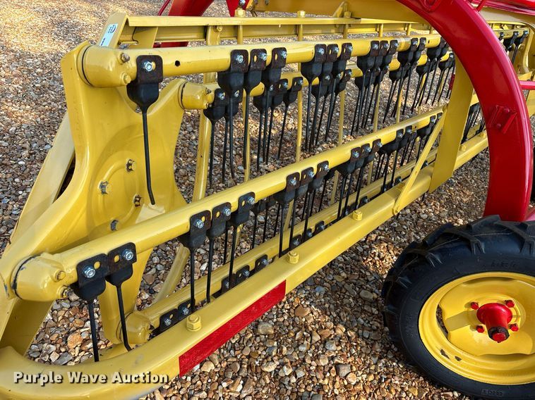 image for item DY0597 New Holland Rolabar 260 hay rake