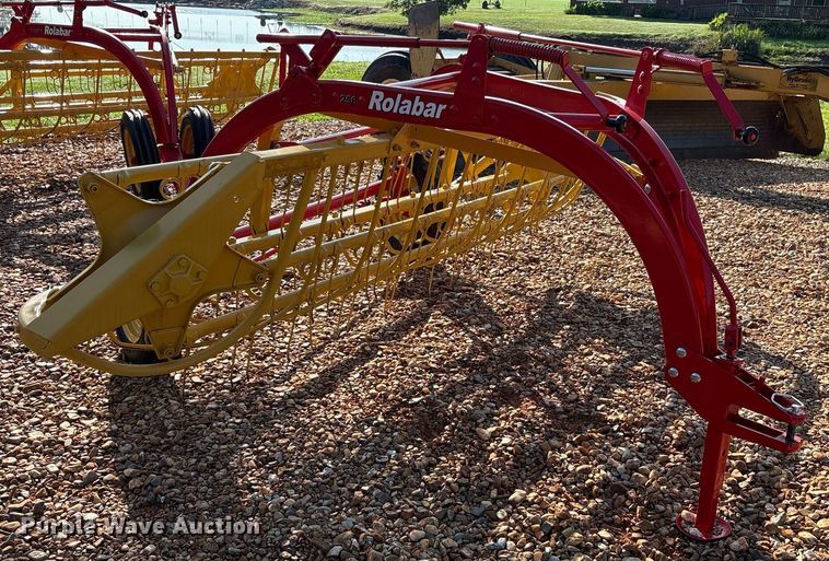 image for item DY0598 New Holland Rolabar 256 hay rake