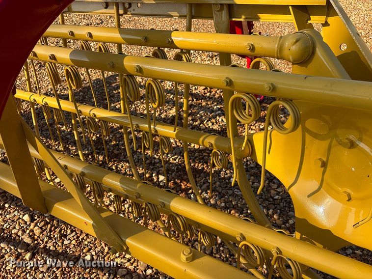 image for item DY0598 New Holland Rolabar 256 hay rake