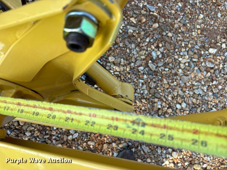 image for item DY0599 New Holland Rolabar 260 hay rake