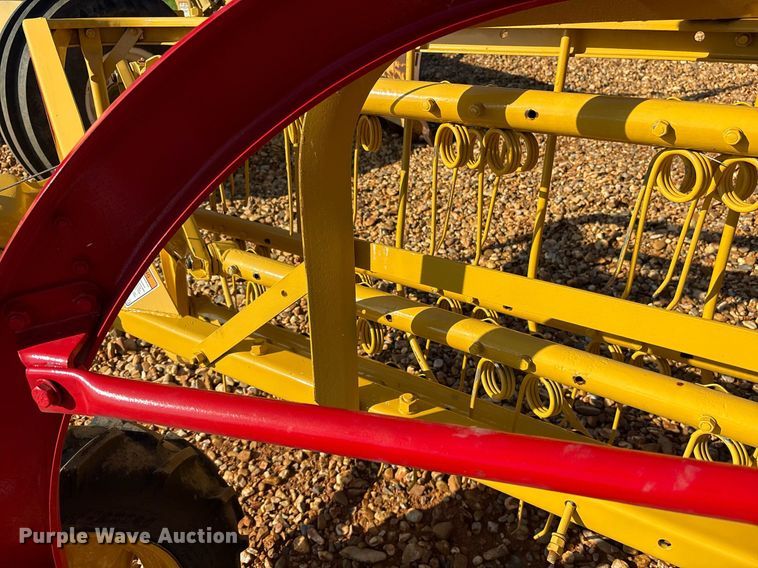 image for item DY0600 New Holland Rolabar 258 hay rake
