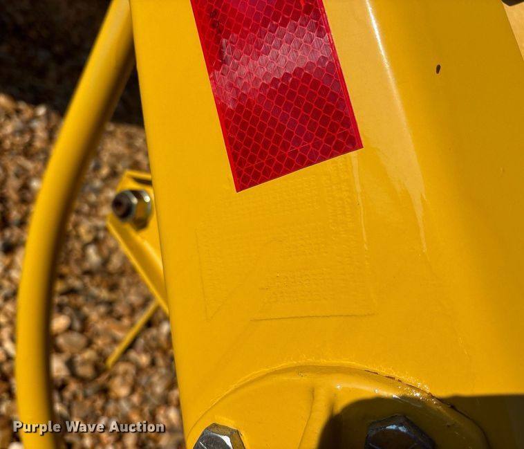 image for item DY0600 New Holland Rolabar 258 hay rake