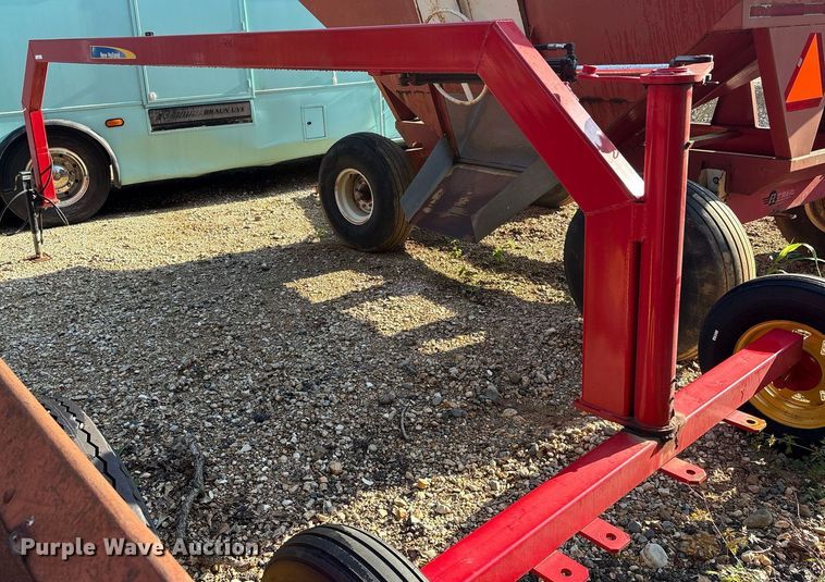 image for item DY0602 New Holland tandem rake hitch