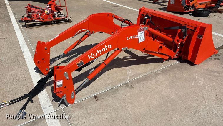 image for item DY0633 Kubota LA535 loader