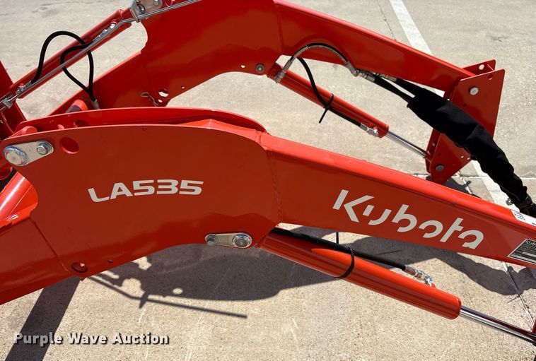 image for item DY0633 Kubota LA535 loader