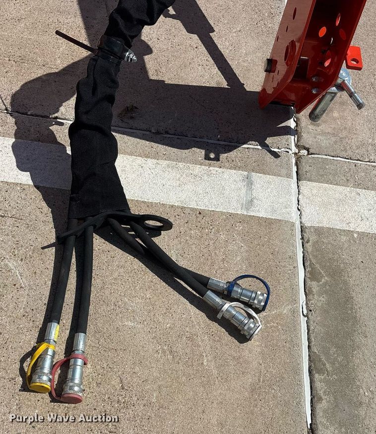 image for item DY0633 Kubota LA535 loader