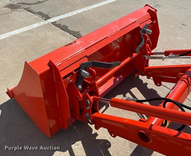 image for item DY0633 Kubota LA535 loader