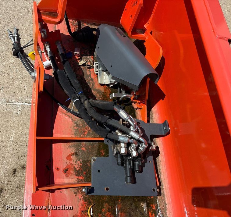 image for item DY0634 Kubota LA1944A loader