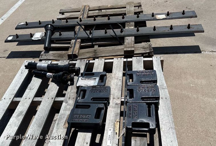 image for item DY0638 Kubota tractor parts