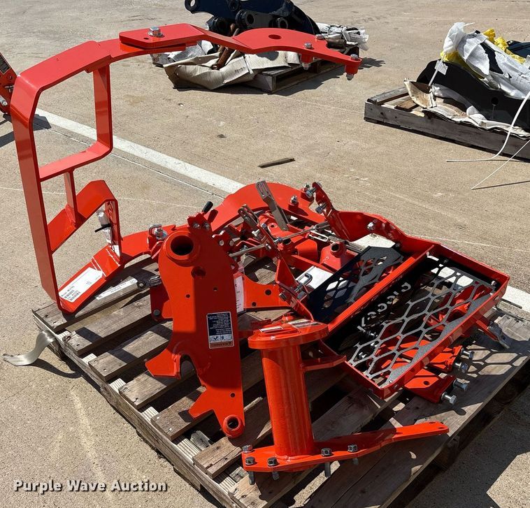 image for item DY0639 Kubota tractor parts