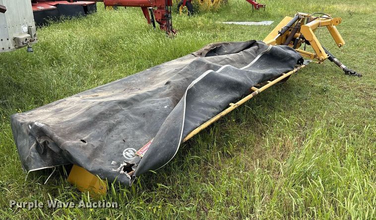 image for item DY2531 2012 Vermeer M8040 disc mower