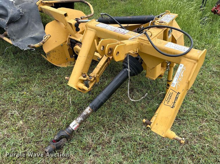 image for item DY2531 2012 Vermeer M8040 disc mower