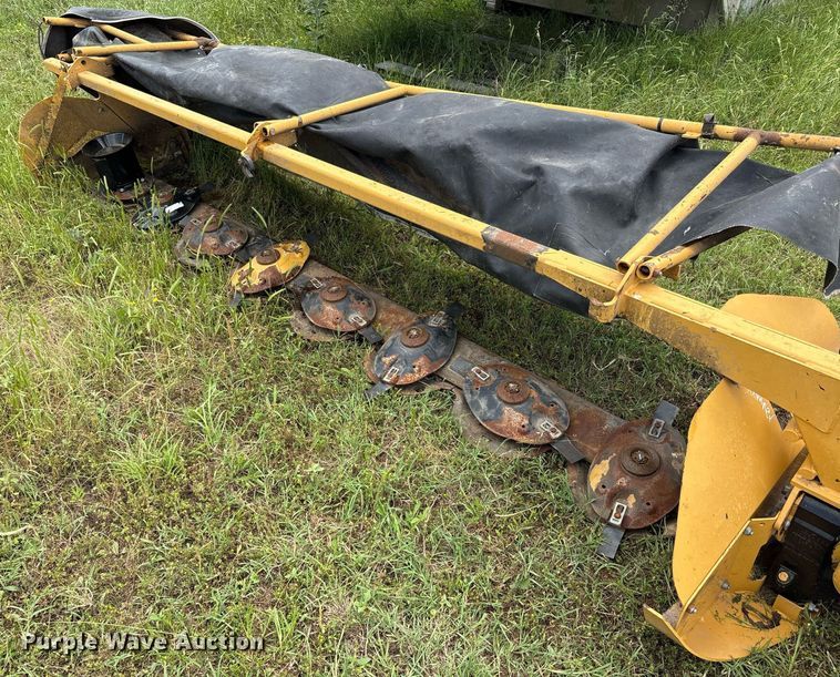 image for item DY2531 2012 Vermeer M8040 disc mower