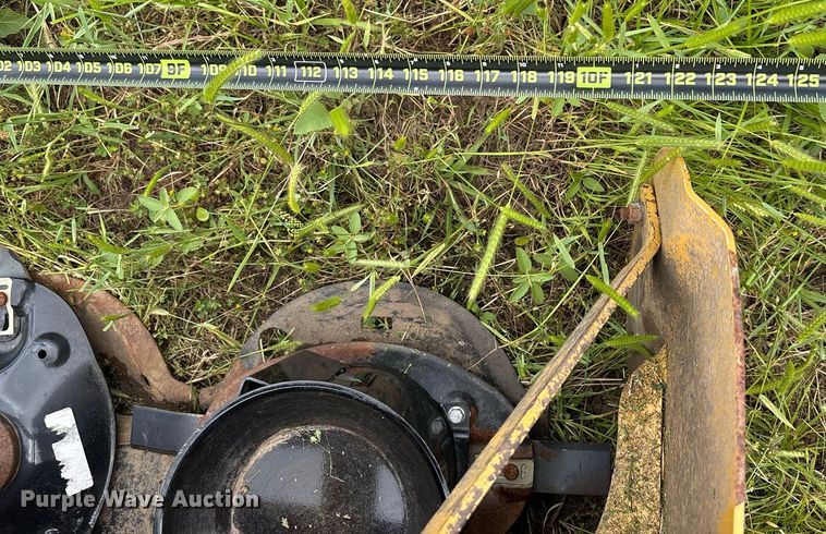 image for item DY2531 2012 Vermeer M8040 disc mower