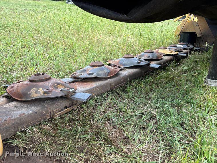 image for item DY2531 2012 Vermeer M8040 disc mower