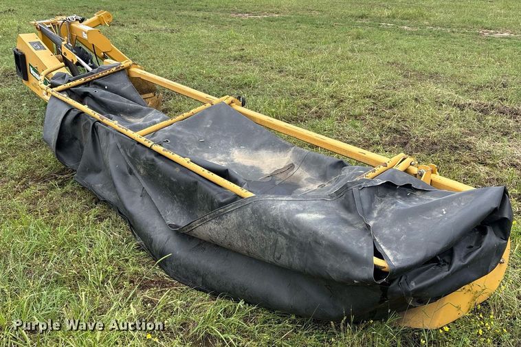 image for item DY2533 2017 Vermeer M8040 disc mower