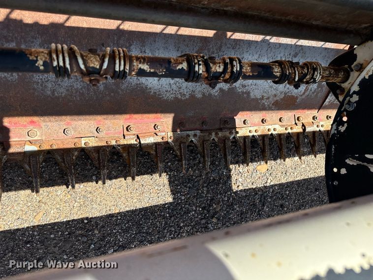 image for item DZ8497 Case IH 5000 swather / windrower