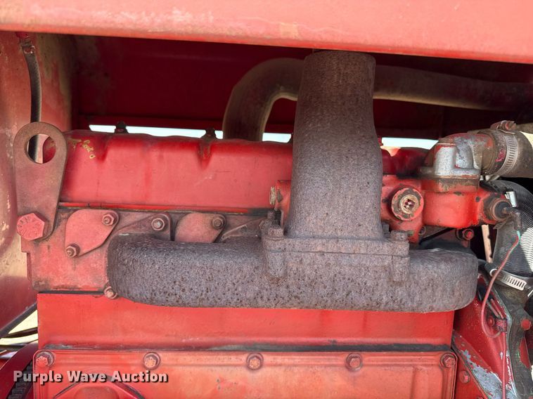 image for item DZ8497 Case IH 5000 swather / windrower