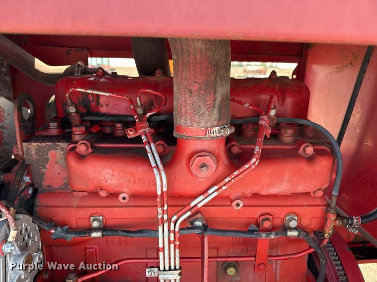 image for item DZ8497 Case IH 5000 swather / windrower