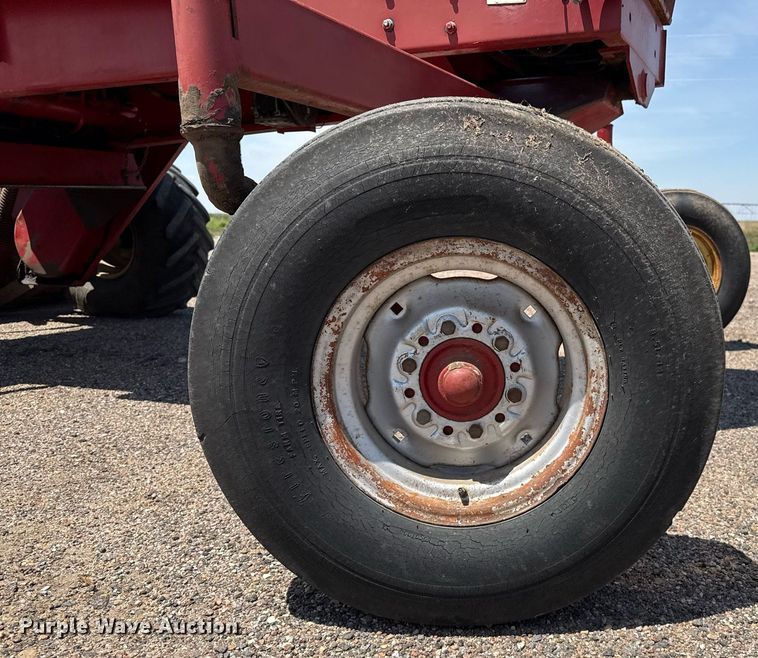 image for item DZ8497 Case IH 5000 swather / windrower