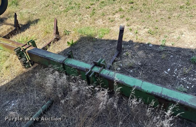 image for item DZ8510 John Deere in-line ripper