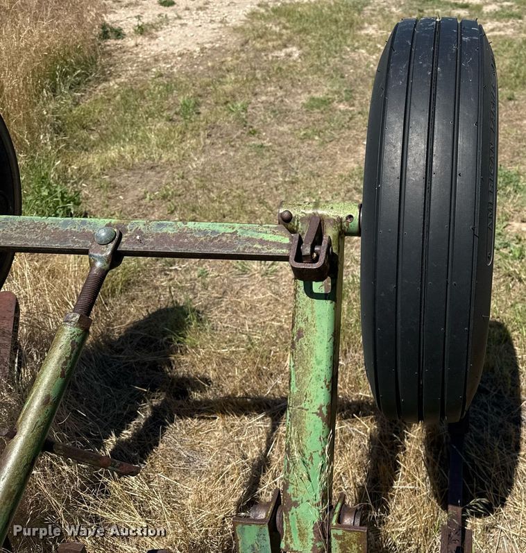 image for item DZ8510 John Deere in-line ripper