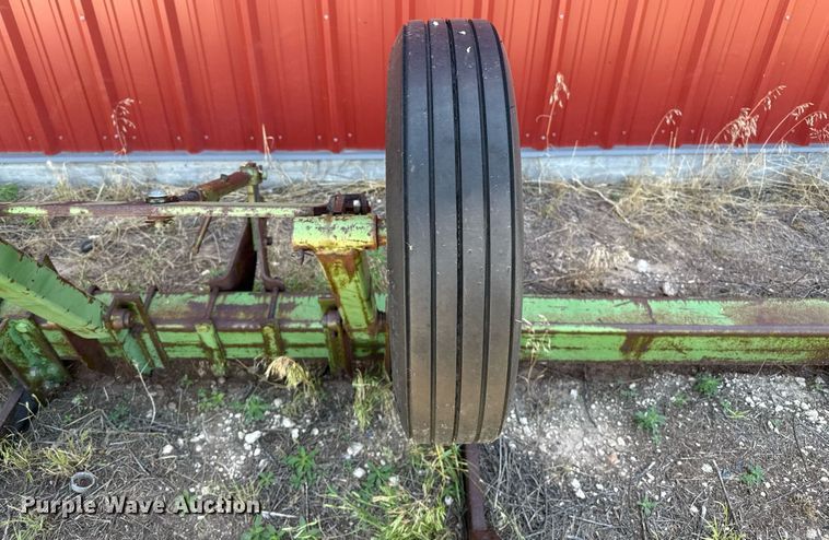 image for item DZ8510 John Deere in-line ripper