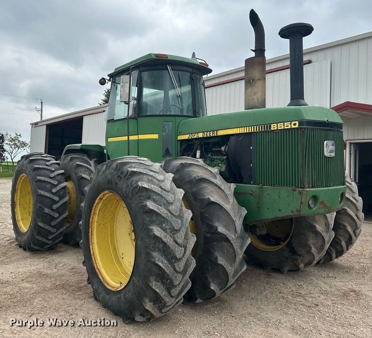 image for item EB2635 1981 John Deere 8640H 4WD tractor