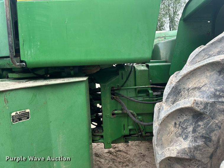 image for item EB2635 1981 John Deere 8640H 4WD tractor