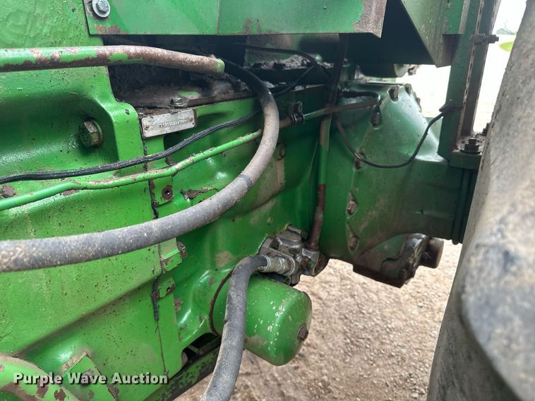 image for item EB2635 1981 John Deere 8640H 4WD tractor