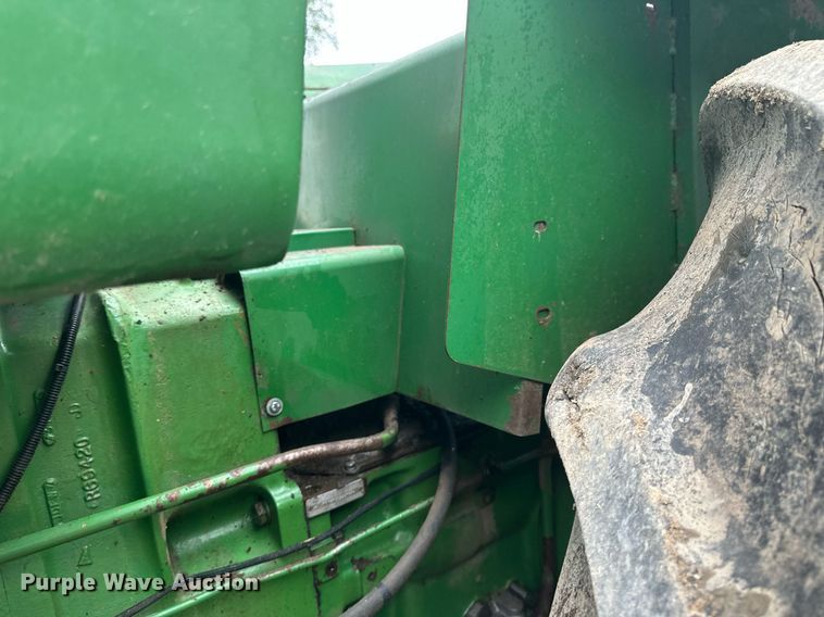 image for item EB2635 1981 John Deere 8640H 4WD tractor