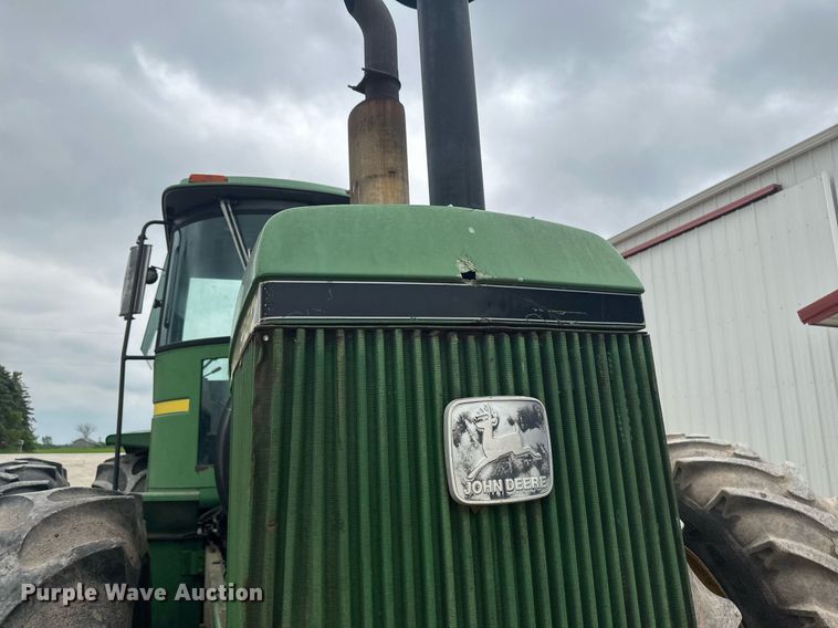 image for item EB2635 1981 John Deere 8640H 4WD tractor