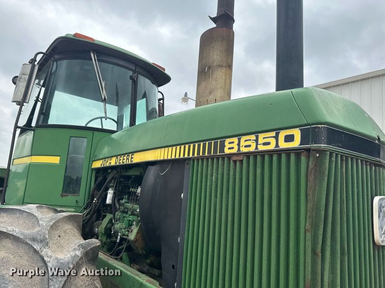 image for item EB2635 1981 John Deere 8640H 4WD tractor