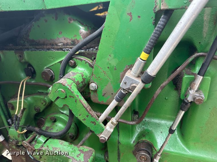image for item EB2635 1981 John Deere 8640H 4WD tractor
