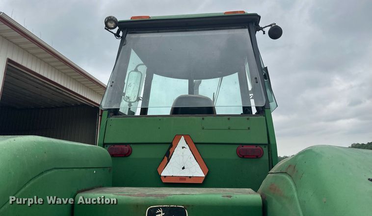 image for item EB2635 1981 John Deere 8640H 4WD tractor