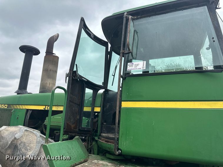 image for item EB2635 1981 John Deere 8640H 4WD tractor