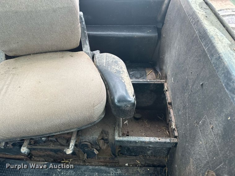 image for item EB2635 1981 John Deere 8640H 4WD tractor